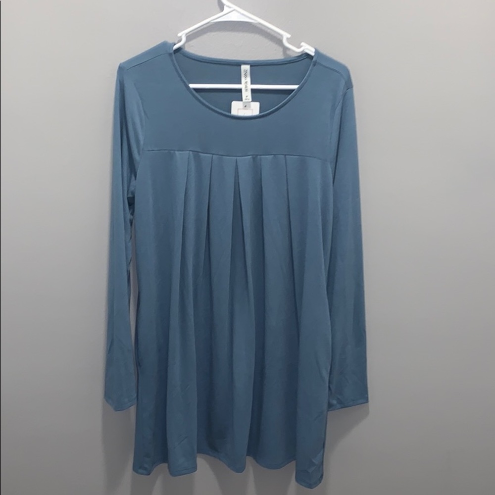 Long Sleeved Blue tunic with ruching